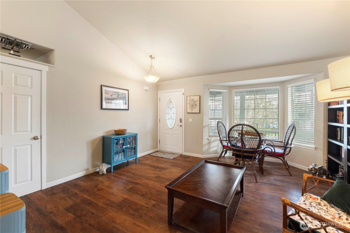 16541 Rainier View Drive SE, Yelm, WA 98597