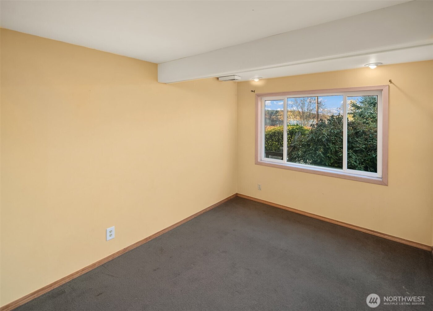 9722 SW Windmill Street , Vashon, WA 98070