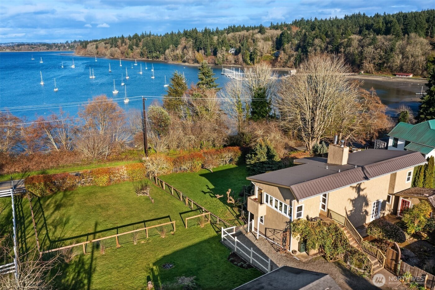 9722 SW Windmill Street , Vashon, WA 98070