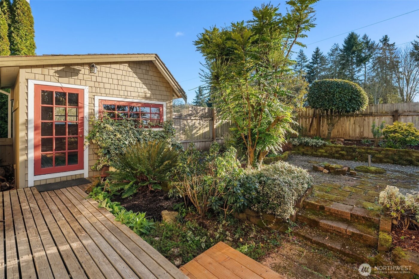 9722 SW Windmill Street , Vashon, WA 98070