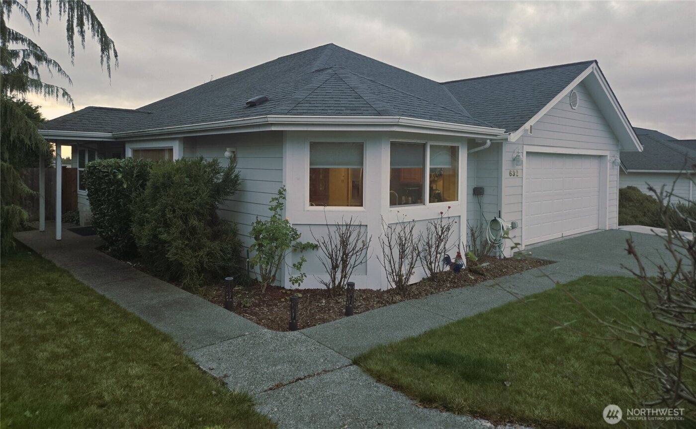 632 W Summer Breeze Lane , Sequim, WA 98382