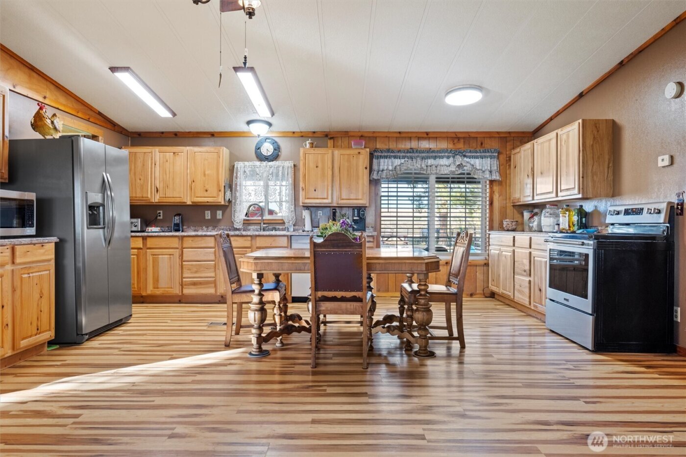 4372 Road 20 NE, Soap Lake, WA 98851
