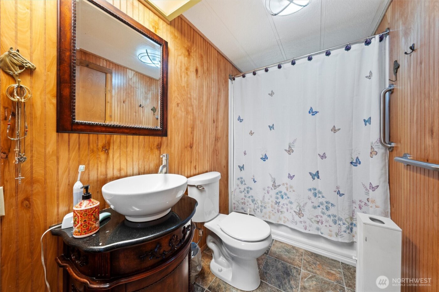 4372 Road 20 NE, Soap Lake, WA 98851
