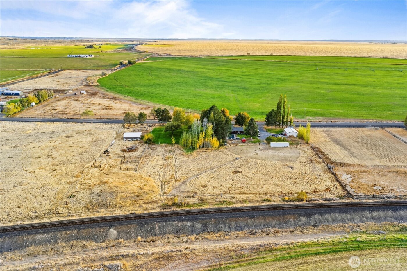 4372 Road 20 NE, Soap Lake, WA 98851