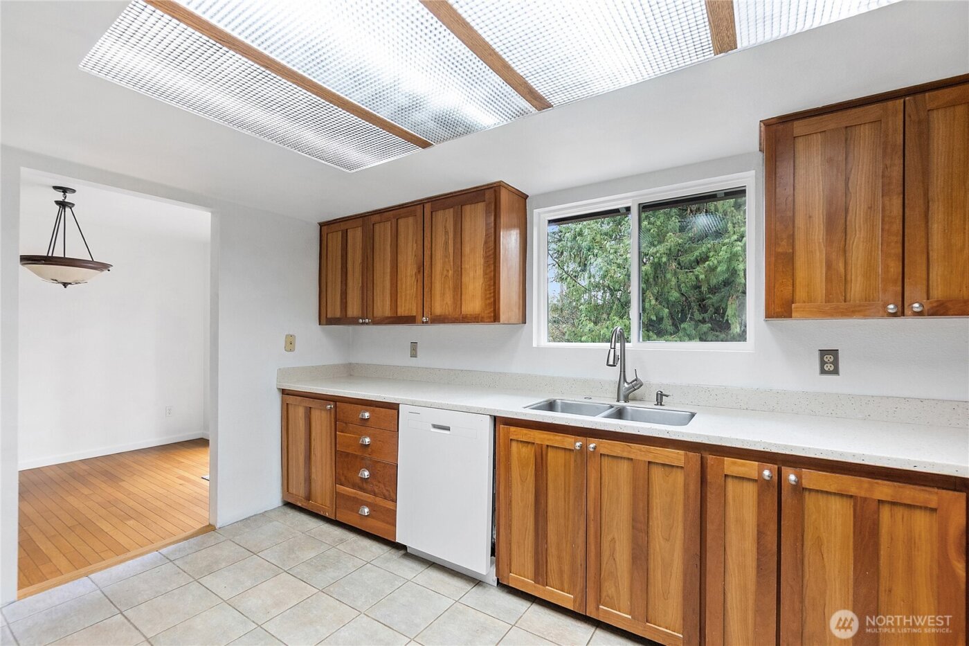 13433 1st Avenue W, Everett, WA 98208