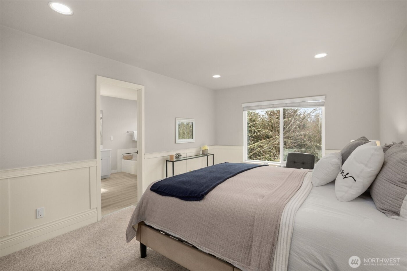 23909 SE 7th Lane , Sammamish, WA 98074