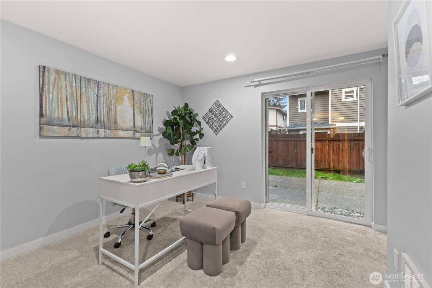 930 N 96th Street , Seattle, WA 98103