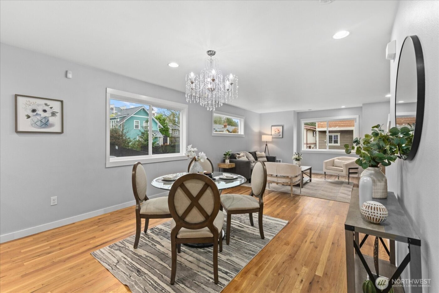 930 N 96th Street , Seattle, WA 98103