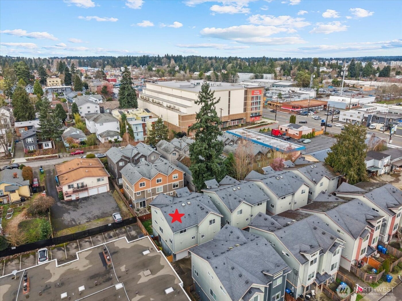 930 N 96th Street , Seattle, WA 98103