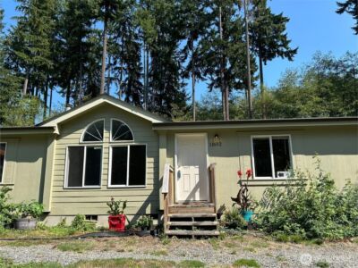 11652 State Route 525 , Clinton, WA 98236