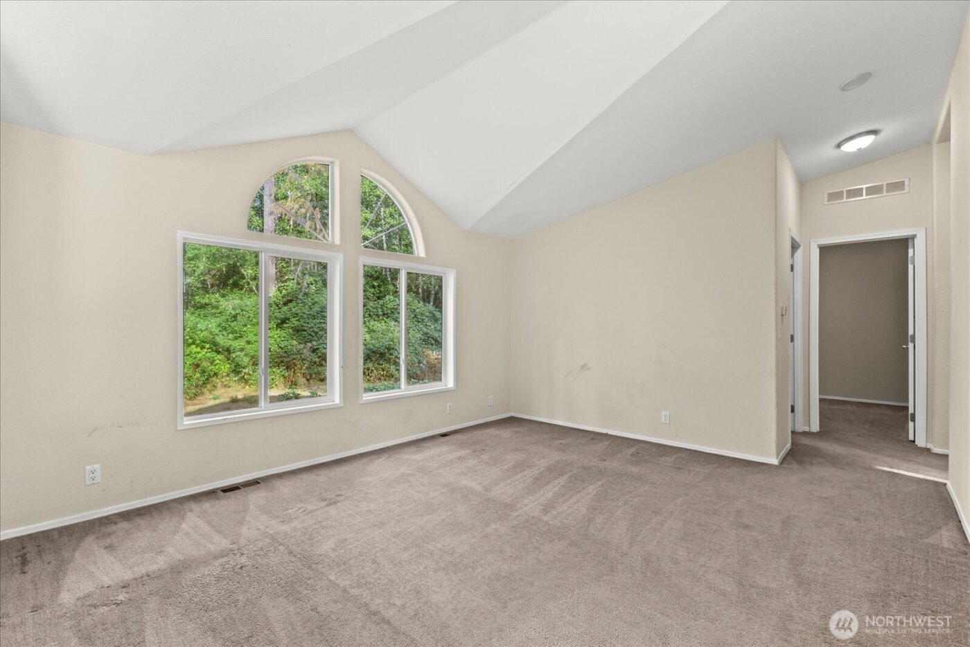 11652 State Route 525 , Clinton, WA 98236