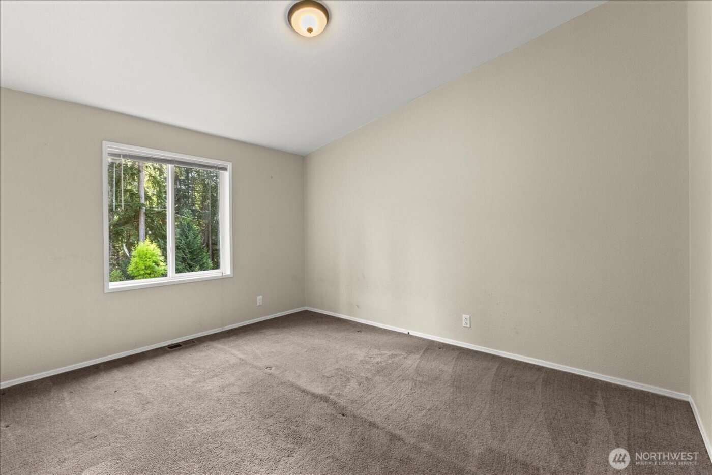 11652 State Route 525 , Clinton, WA 98236