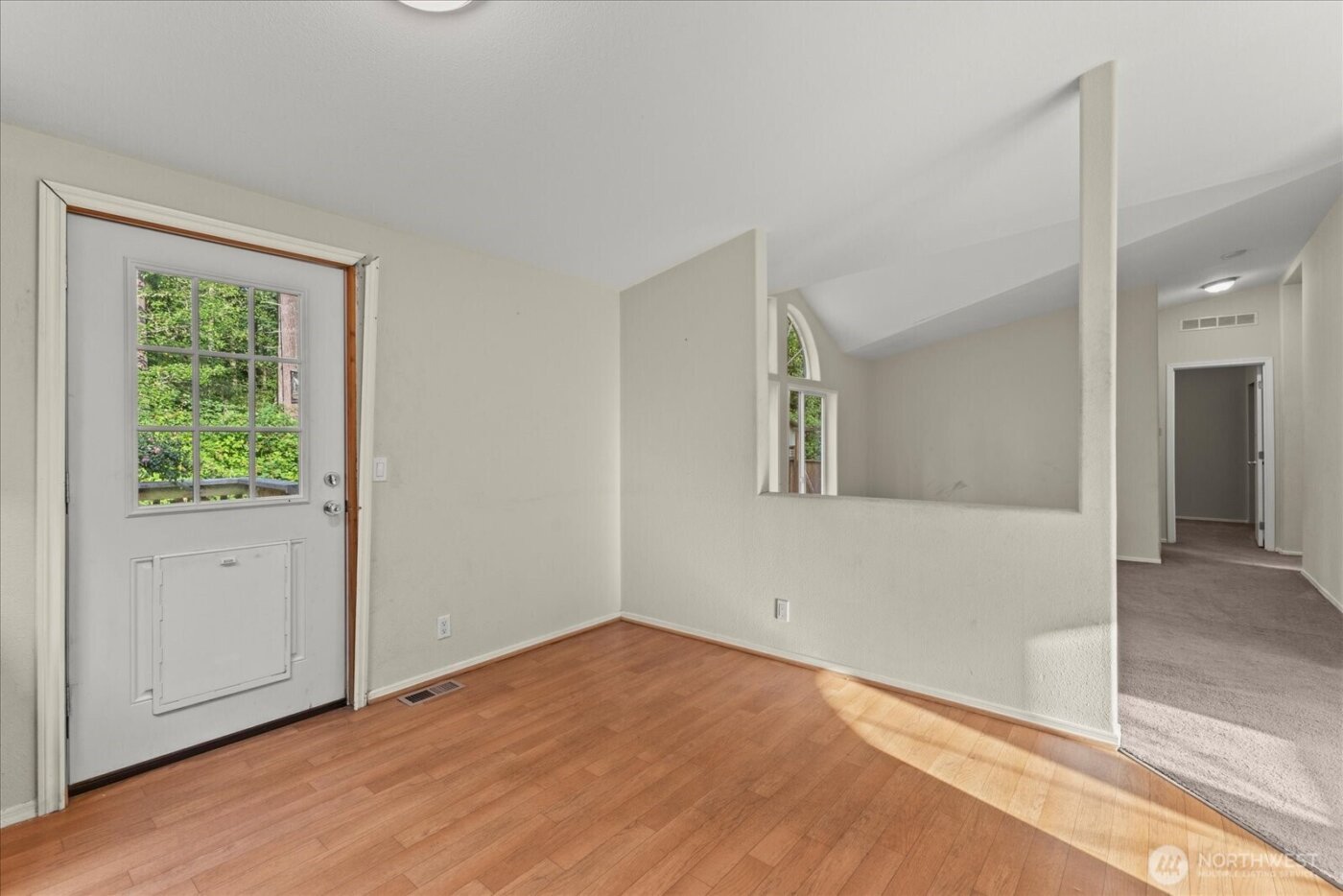 11652 State Route 525 , Clinton, WA 98236