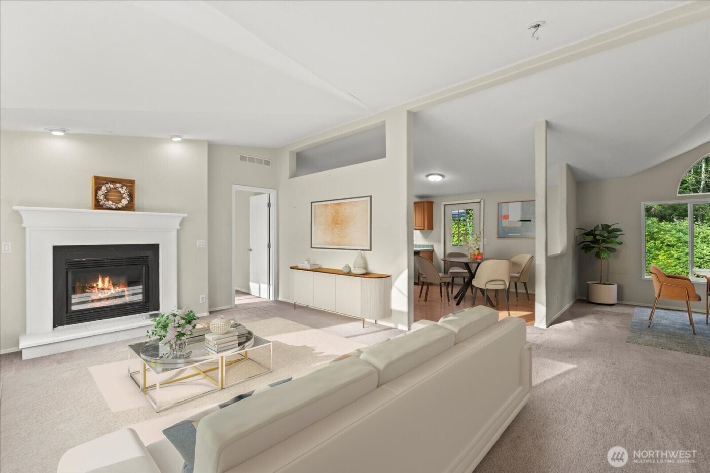 11652 State Route 525 , Clinton, WA 98236