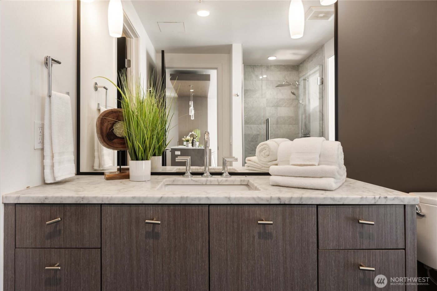 1321 Seneca Street #2202, Seattle, WA 98101