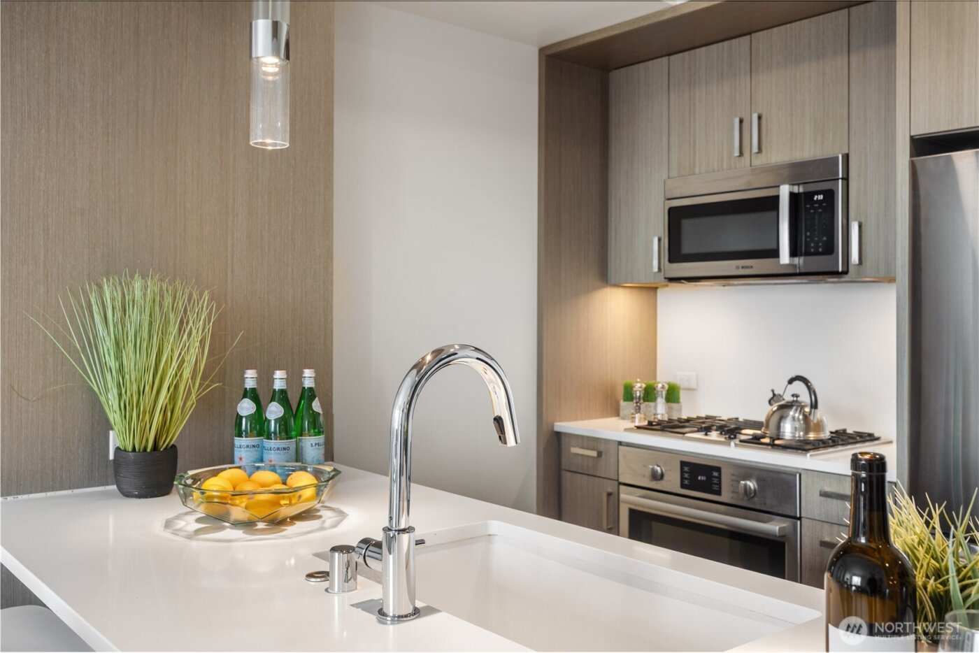 1321 Seneca Street #2202, Seattle, WA 98101