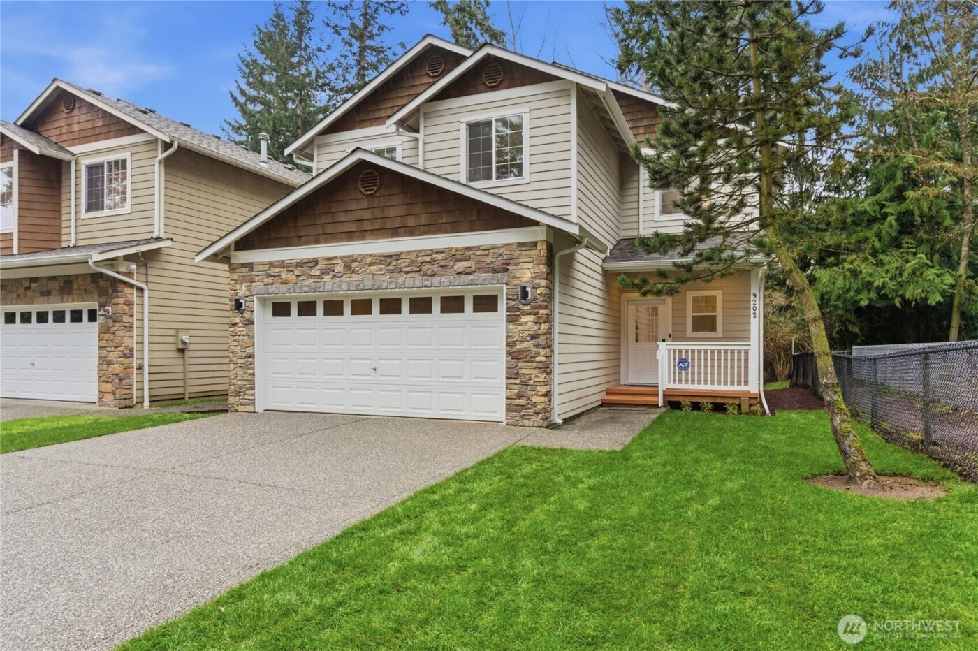 9202 18th Avenue W, Everett, WA 98204-1446