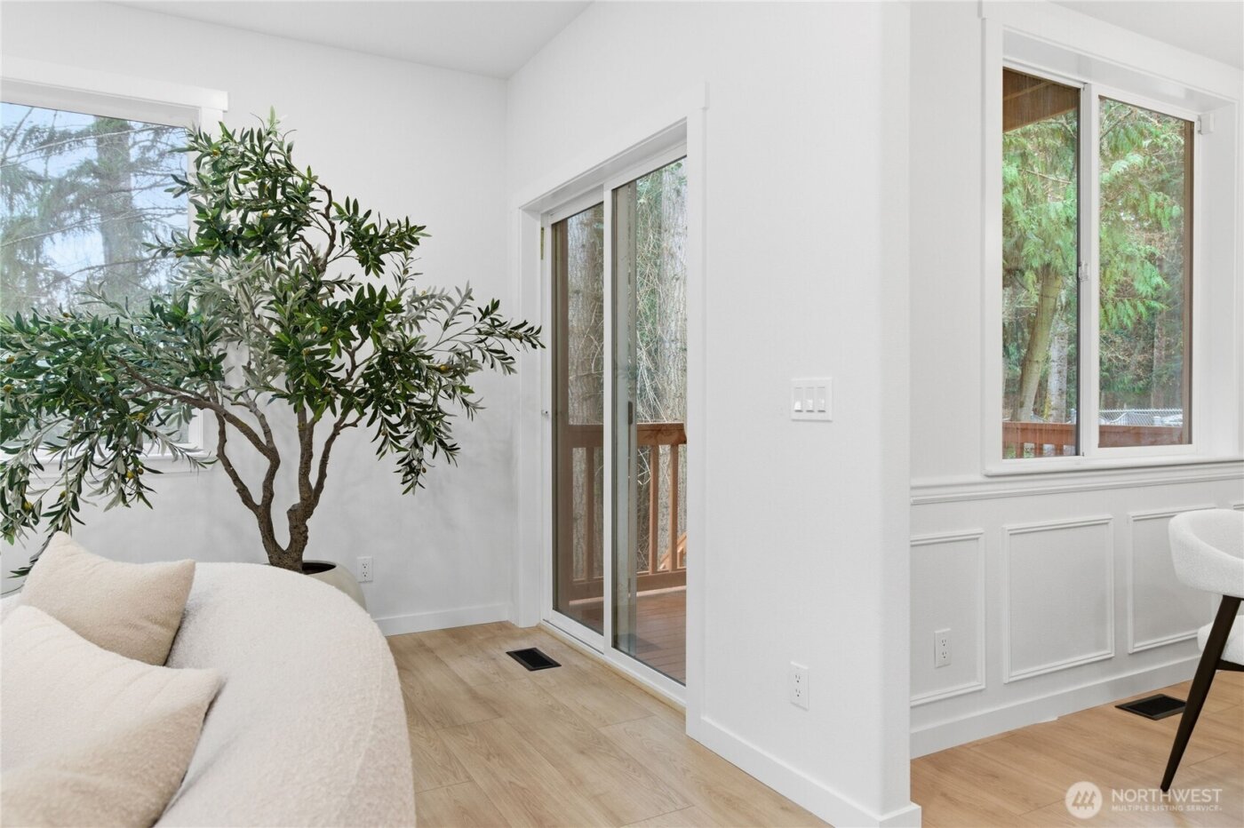 9202 18th Avenue W, Everett, WA 98204-1446