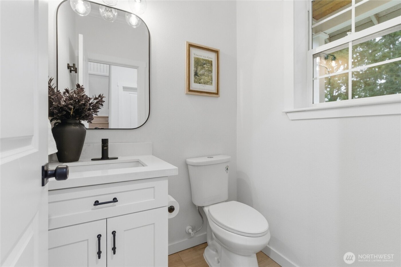 9202 18th Avenue W, Everett, WA 98204-1446