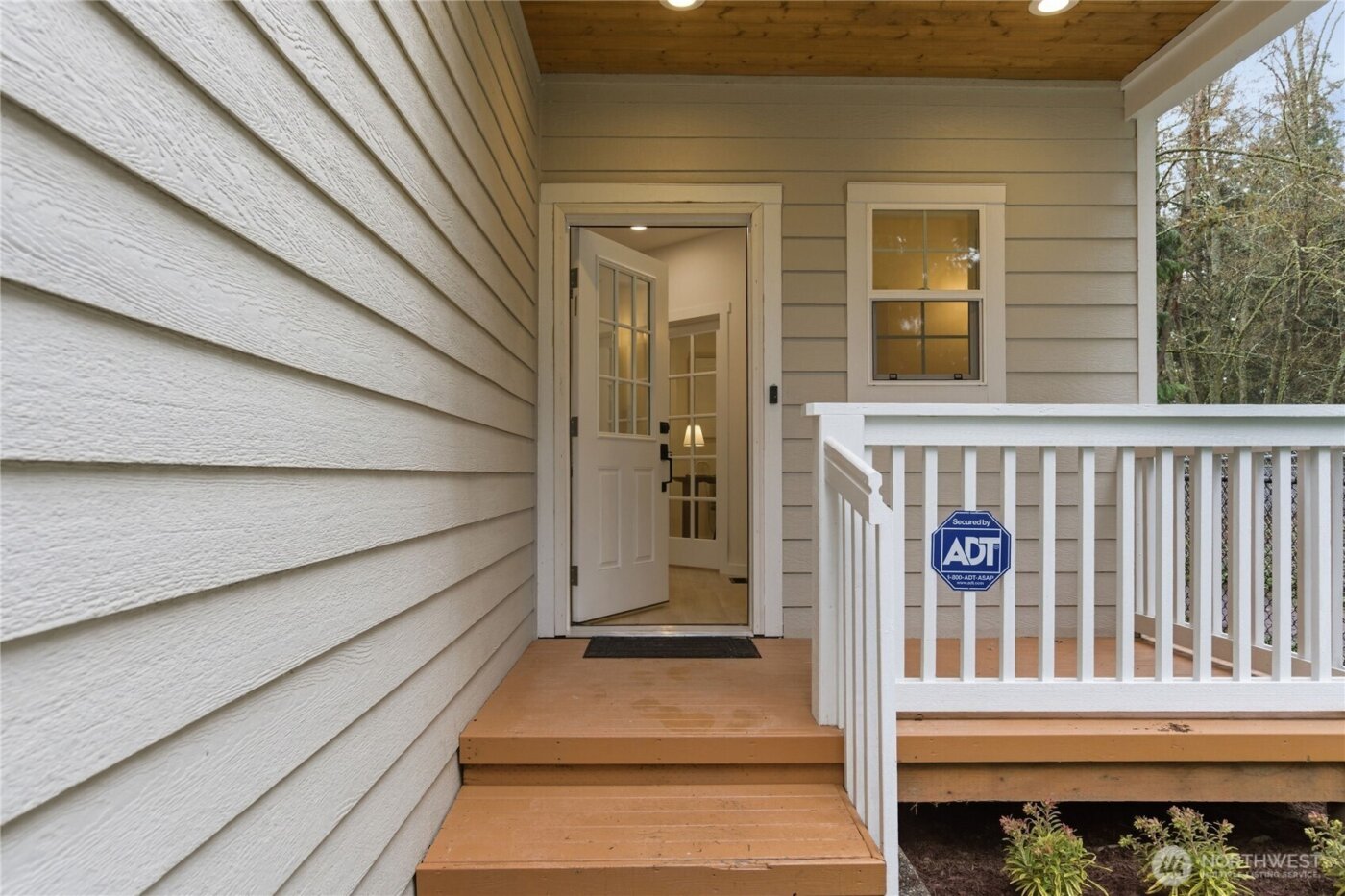 9202 18th Avenue W, Everett, WA 98204-1446