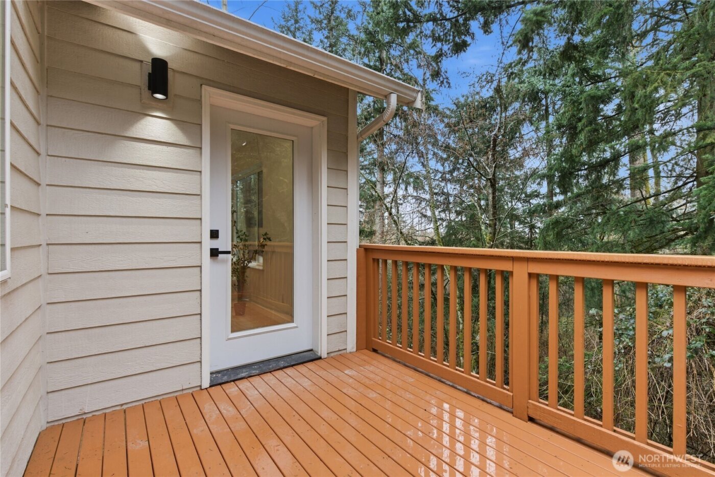 9202 18th Avenue W, Everett, WA 98204-1446