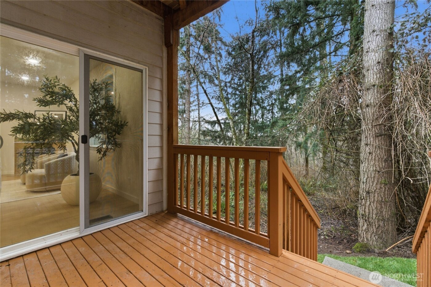 9202 18th Avenue W, Everett, WA 98204-1446