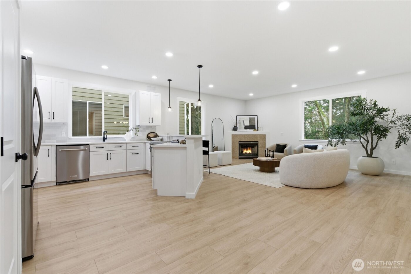 9202 18th Avenue W, Everett, WA 98204-1446