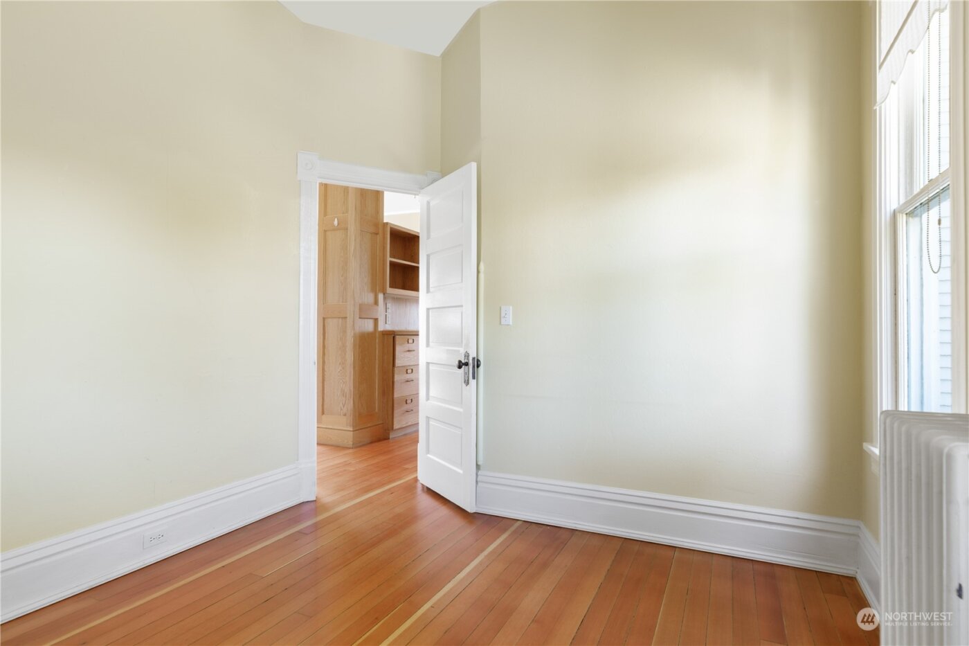 1199 SE Dock Street , Oak Harbor, WA 98277