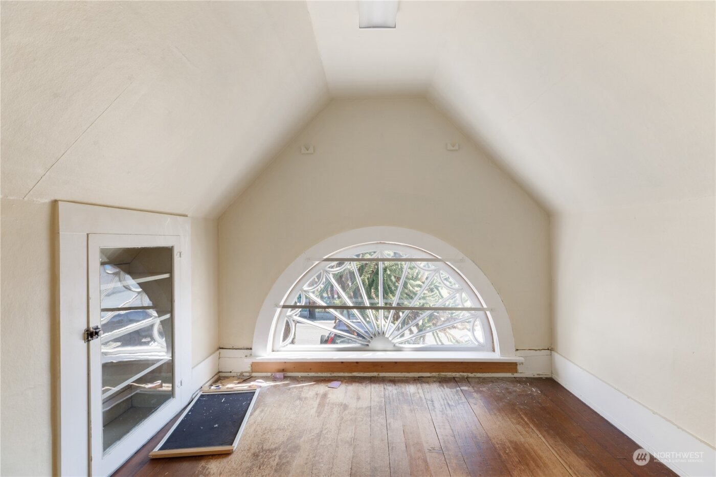 1199 SE Dock Street , Oak Harbor, WA 98277