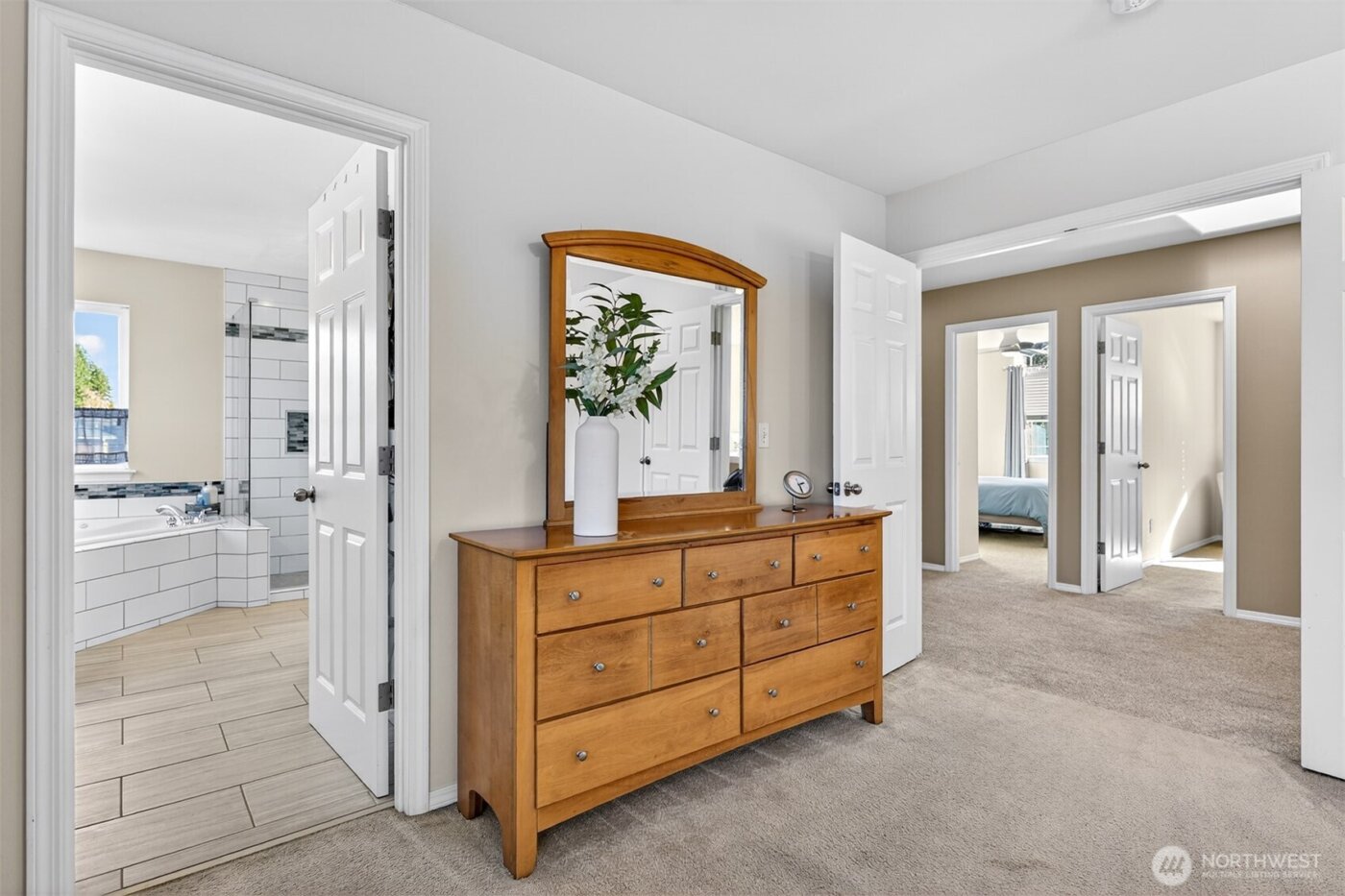 15060 NE 185th Street , Woodinville, WA 98072