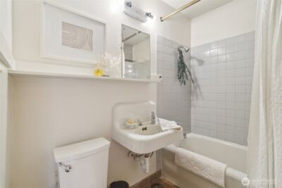 519 W Roy Street #309, Seattle, WA 98119 - Photo 16