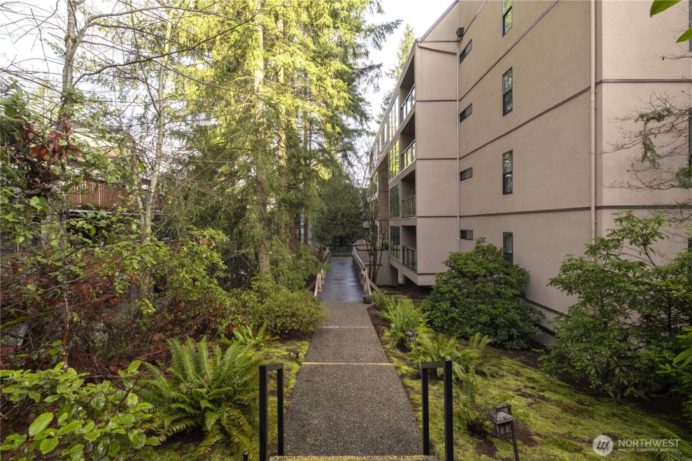 15512 Country Club Drive #B14, Mill Creek, WA 98012