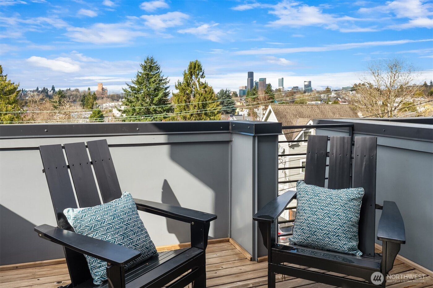 1312 Yakima Avenue S, Seattle, WA 98144-3833