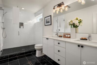 1312 Yakima Avenue S, Seattle, WA 98144-3833 - Photo 22