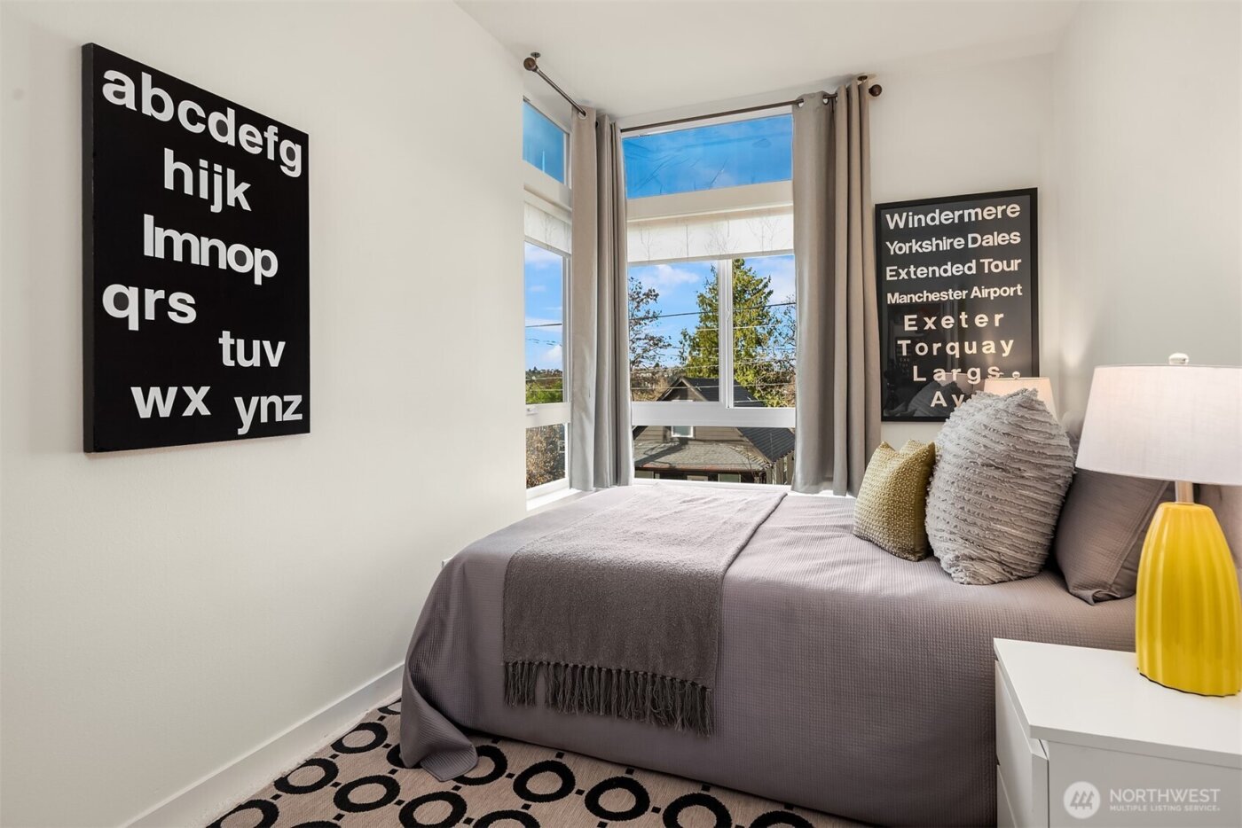 1312 Yakima Avenue S, Seattle, WA 98144-3833