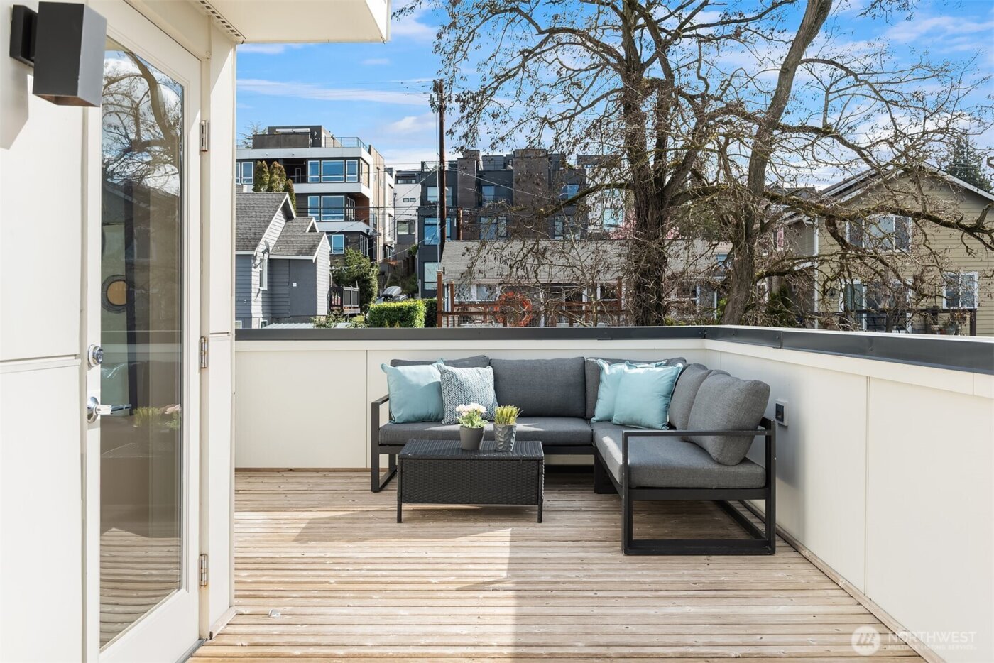 1312 Yakima Avenue S, Seattle, WA 98144-3833