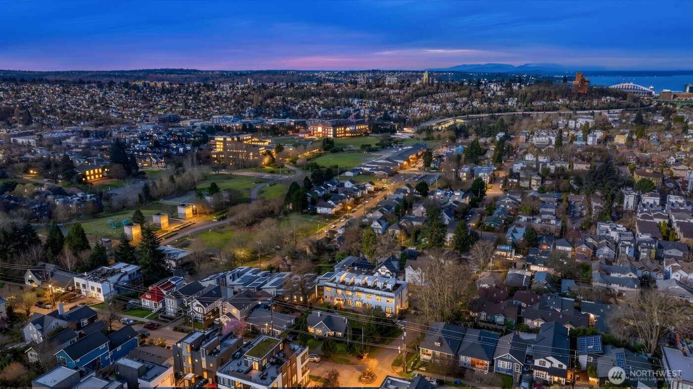 1312 Yakima Avenue S, Seattle, WA 98144-3833