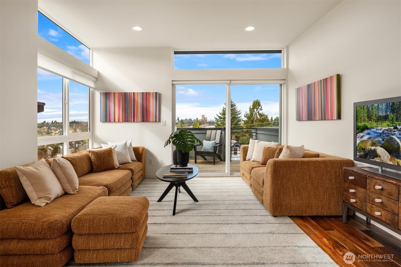 1312 Yakima Avenue S, Seattle, WA 98144-3833