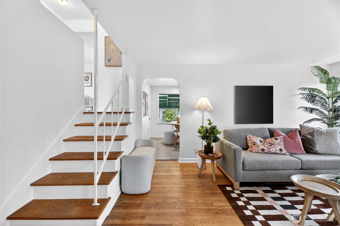 10016 13th Avenue NW, Seattle, WA 98177