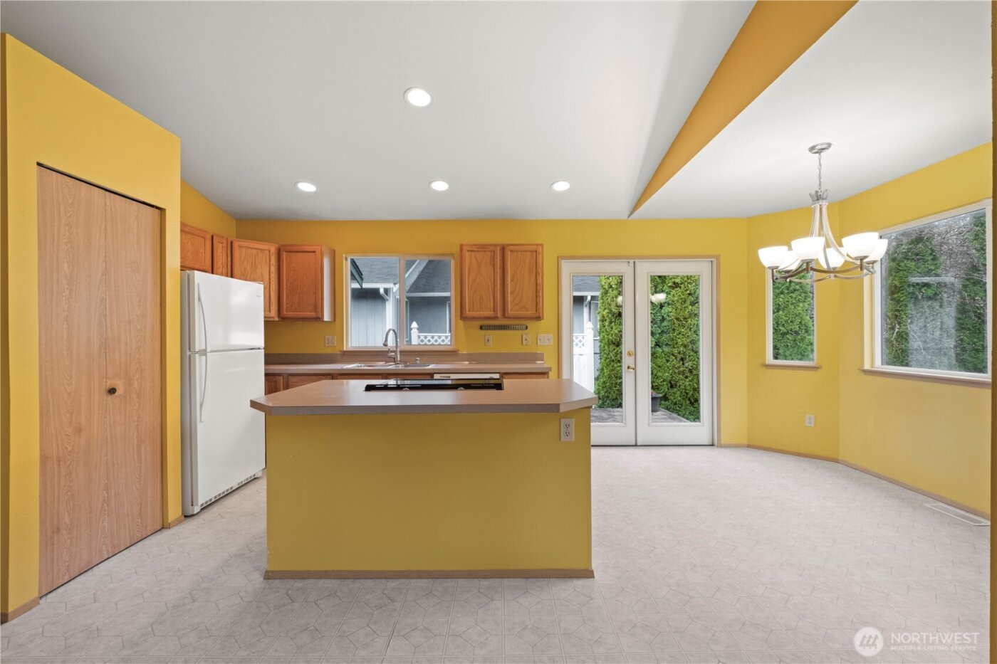 1225 Sherman Avenue , Port Orchard, WA 98366