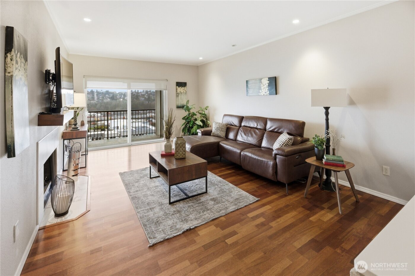 2253 Gilman Drive W #505, Seattle, WA 98119