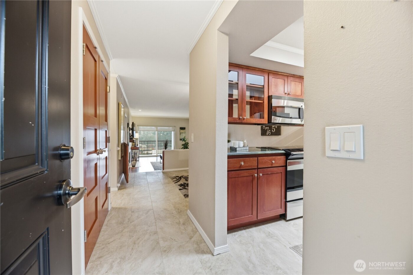 2253 Gilman Drive W #505, Seattle, WA 98119