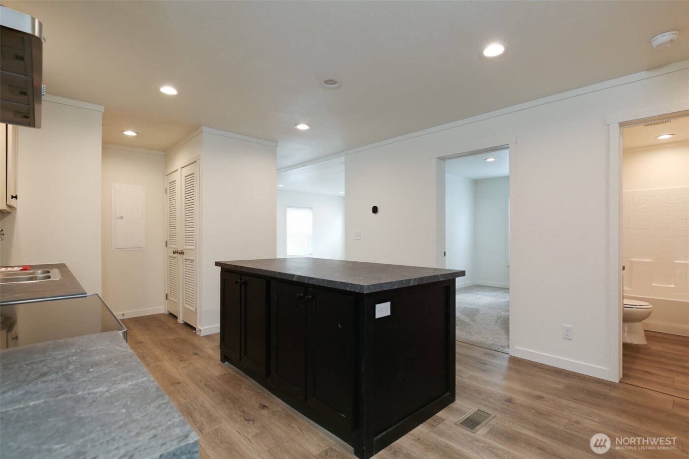 464 Sycamore Road , Coupeville, WA 98239