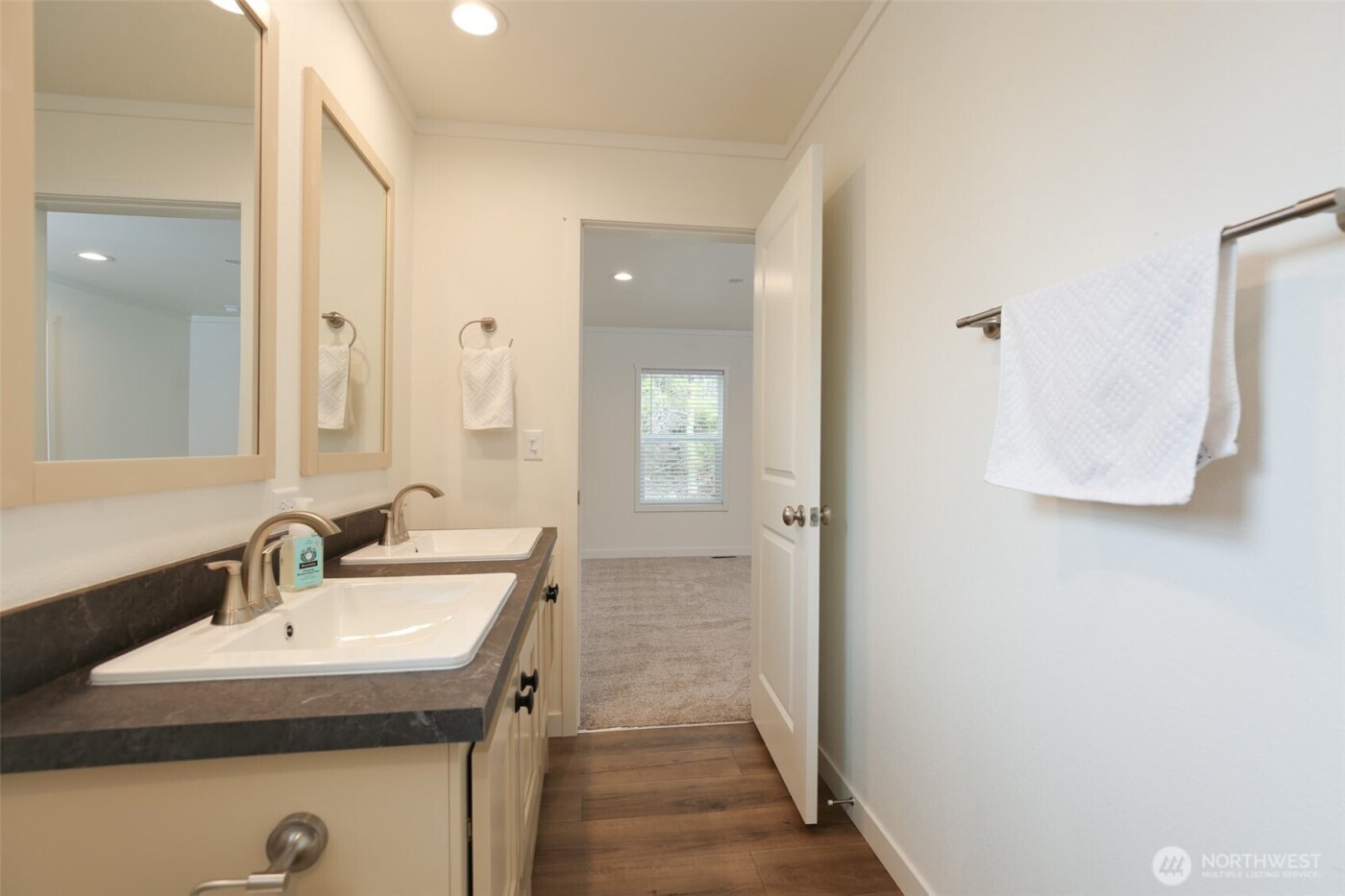 464 Sycamore Road , Coupeville, WA 98239