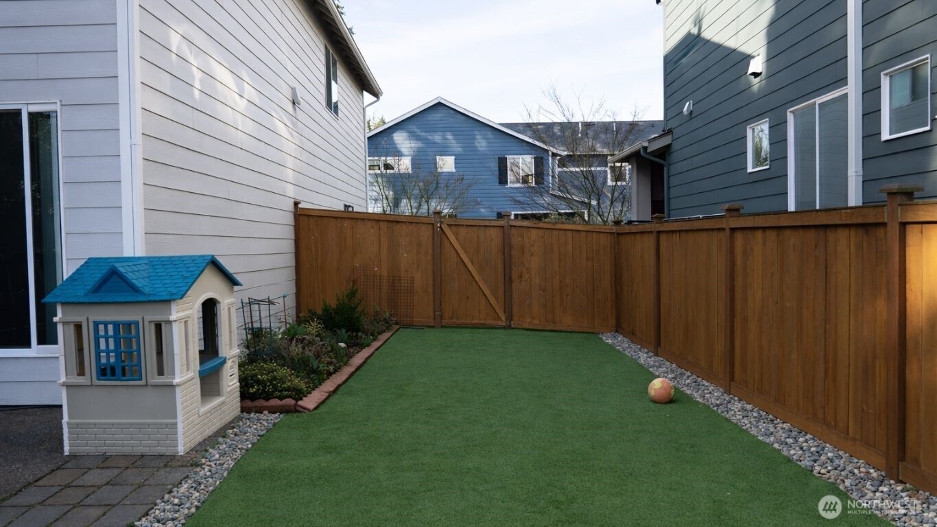 11210 Borgen Loop , Gig Harbor, WA 98332