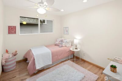 7038 Cleopatra Place NW, Seattle, WA 98117 - Photo 15