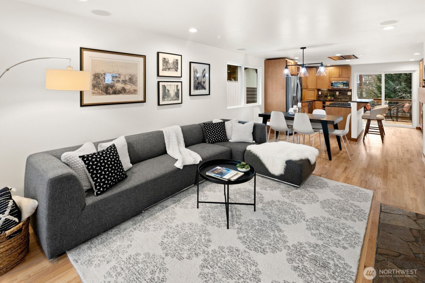 7038 Cleopatra Place NW, Seattle, WA 98117