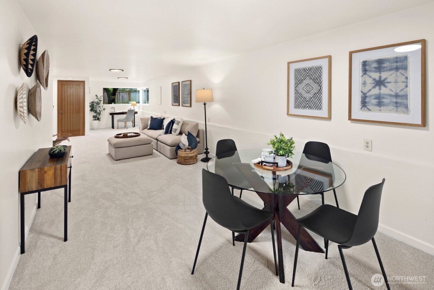 7038 Cleopatra Place NW, Seattle, WA 98117