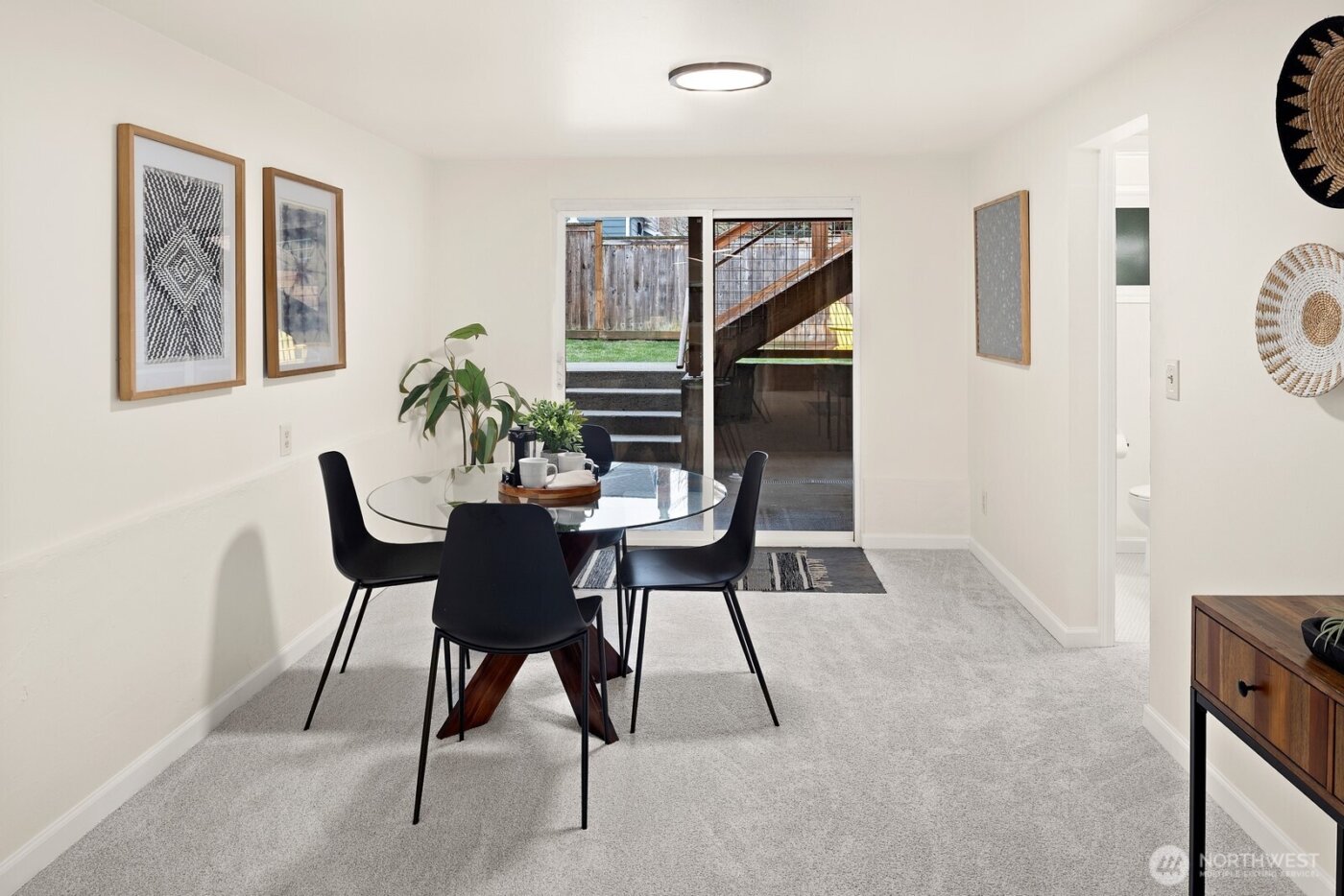 7038 Cleopatra Place NW, Seattle, WA 98117