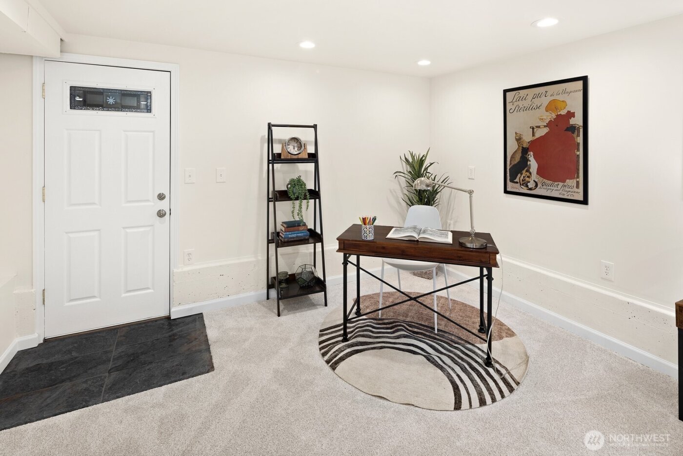 7038 Cleopatra Place NW, Seattle, WA 98117